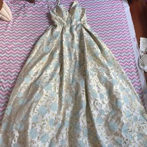 Ball gown